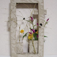 段ボールの花の額